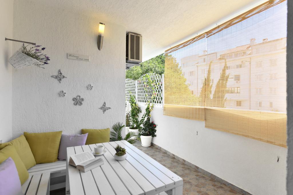 Cozy Beach Apartment Split Exterior foto